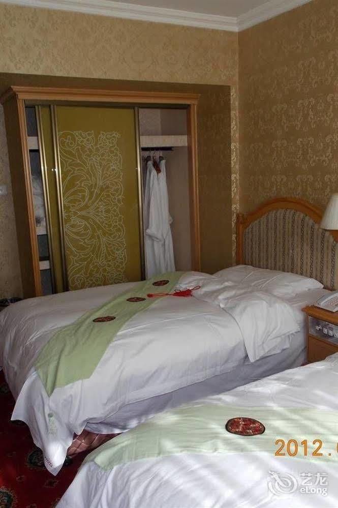 Tianzhi Hotel Harbin Exterior photo